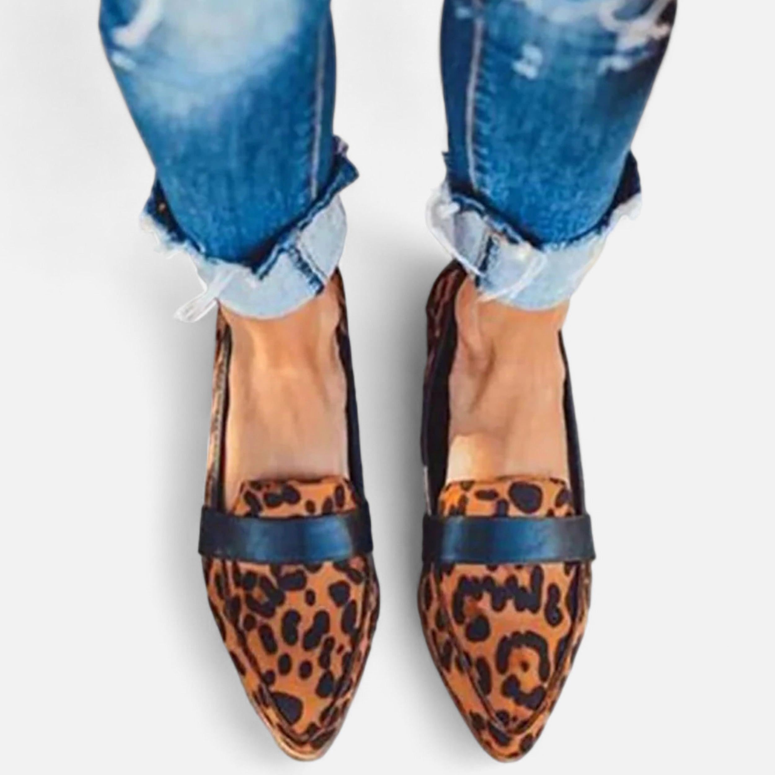 Retro Pointed-Toe Loafers for Women | Stylish Faux Leather Slip-On Shoes for Casual and Formal Wear